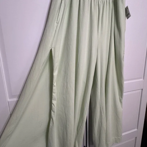 NWT, Free People, Hot Shot Slit, Wide Leg Pant, MEDIUM - Picture 8 of 10